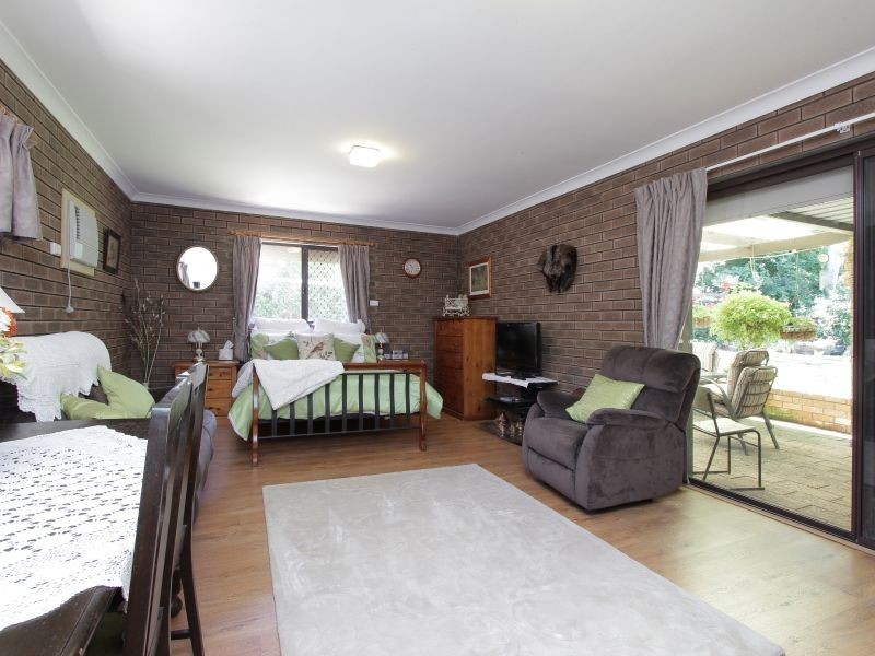 37 Amanda Drive, Camillo WA 6111