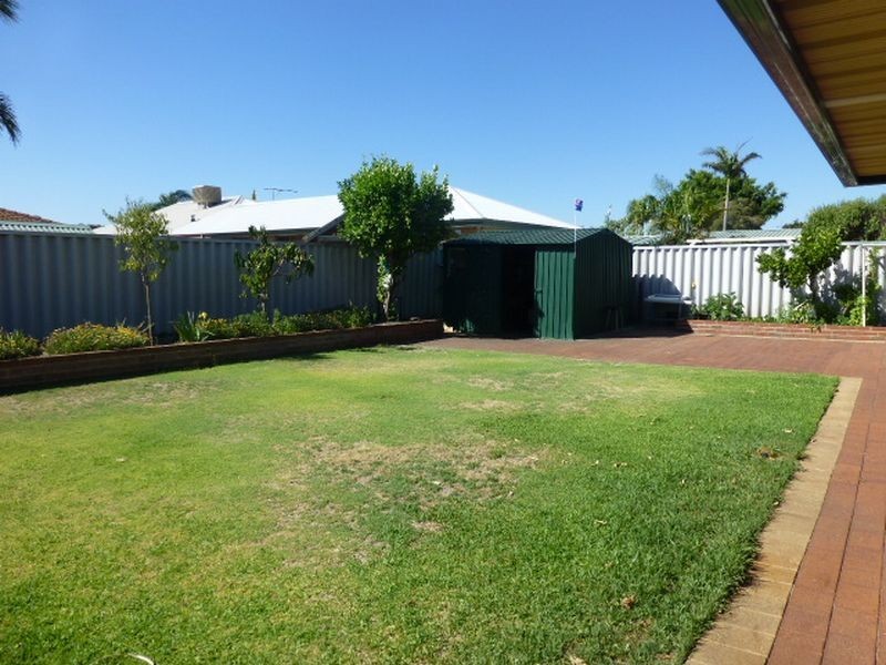 9 Debutante Close, Huntingdale WA 6110