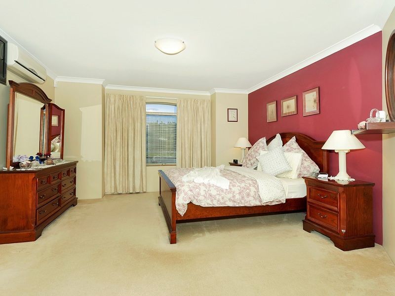 13 Buvelot Turn, Southern River WA 6110