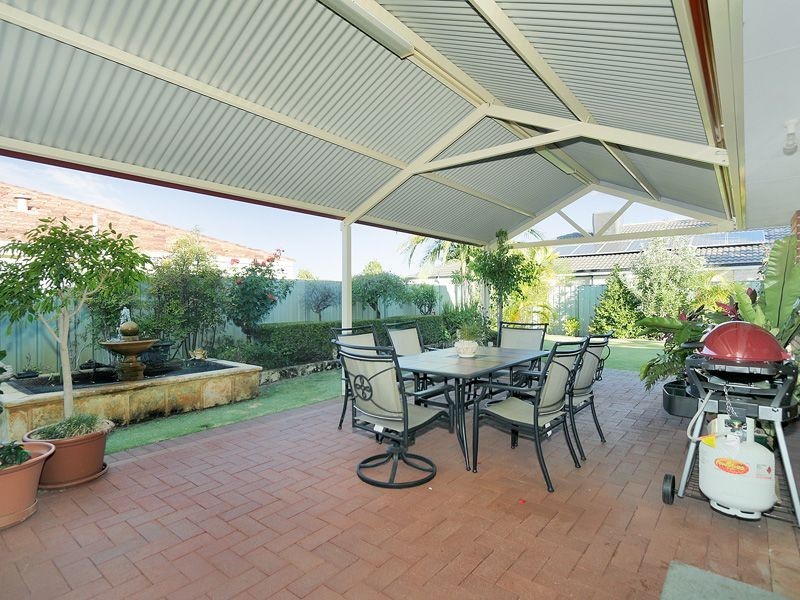 13 Buvelot Turn, Southern River WA 6110