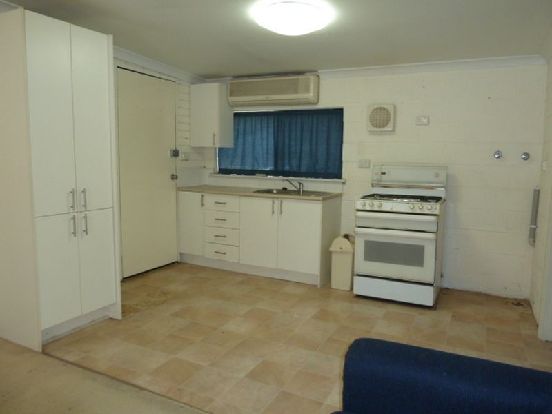 21 Hinkler Street, Kenwick WA 6107