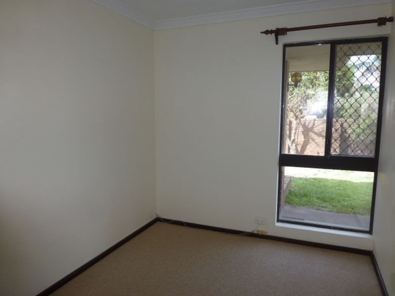 21 Hinkler Street, Kenwick WA 6107