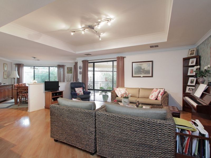 4 Verde Road, Southern River WA 6110