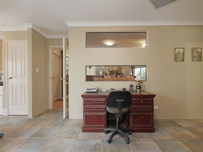 4 Verde Road, Southern River WA 6110