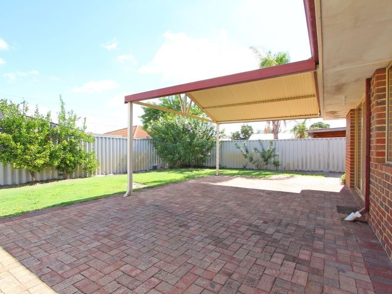 19 Lydiard Retreat, Canning Vale WA 6155
