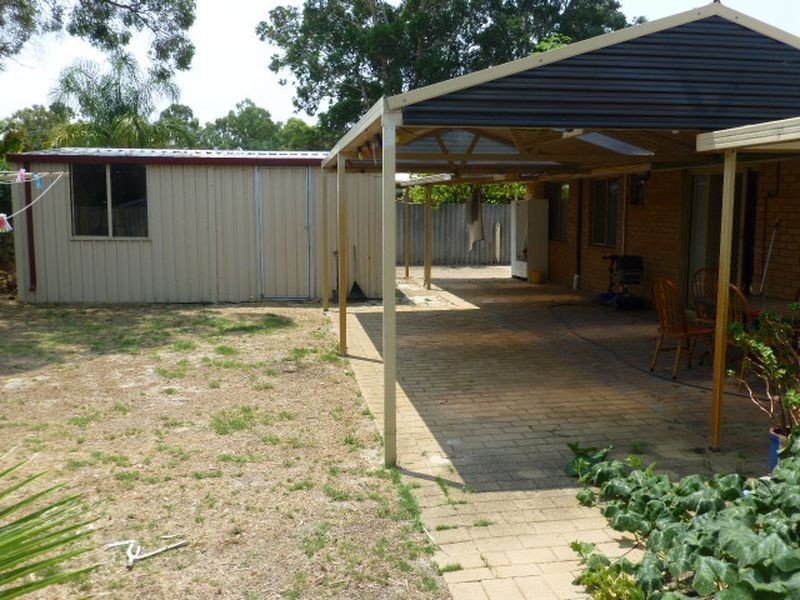 17 Sutherland Drive, Thornlie WA 6108