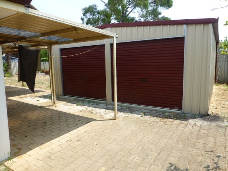 17 Sutherland Drive, Thornlie WA 6108