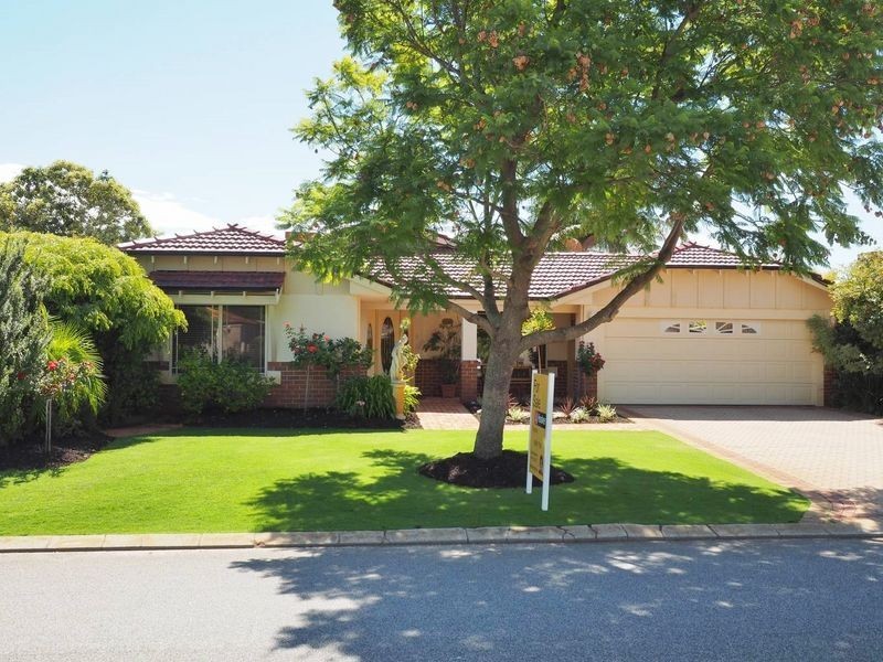 12 Burford Place, Canning Vale WA 6155