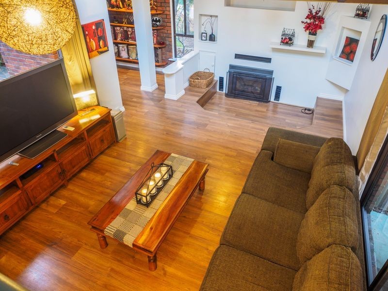 8 Michael Road, Roleystone WA 6111