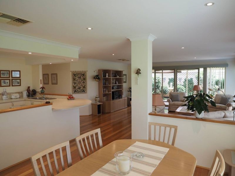 22 Bremner Circle, Canning Vale WA 6155