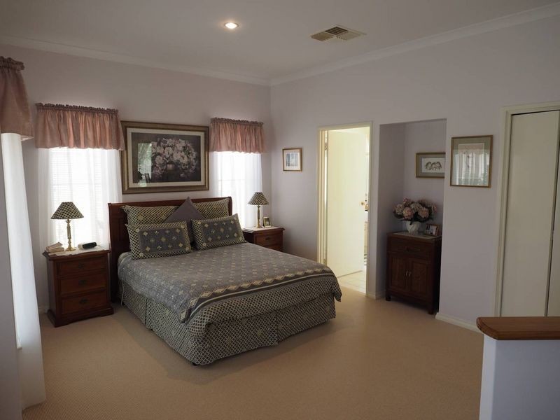 22 Bremner Circle, Canning Vale WA 6155