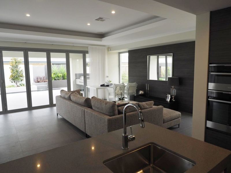 6 Didcot Street, Southern River WA 6110