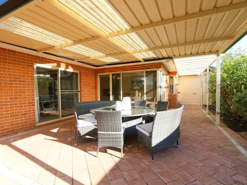 24 Gundaring Turn, Canning Vale WA 6155