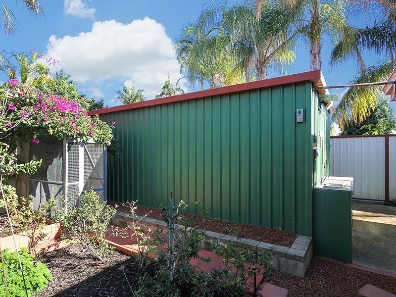 25 Forest Crescent, Thornlie WA 6108
