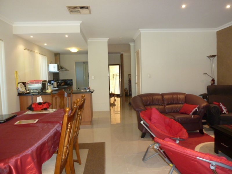 5C Batman Road, Canning Vale WA 6155