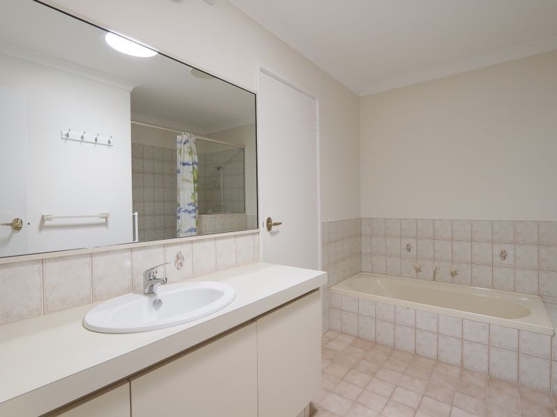 20/8 Heron Place, Maddington WA 6109