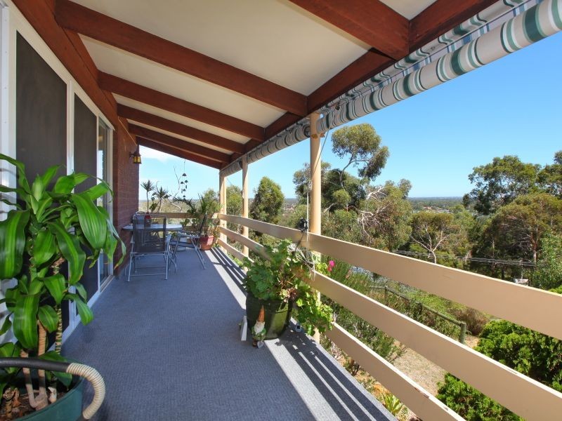 11 Milleara Road, Martin WA 6110