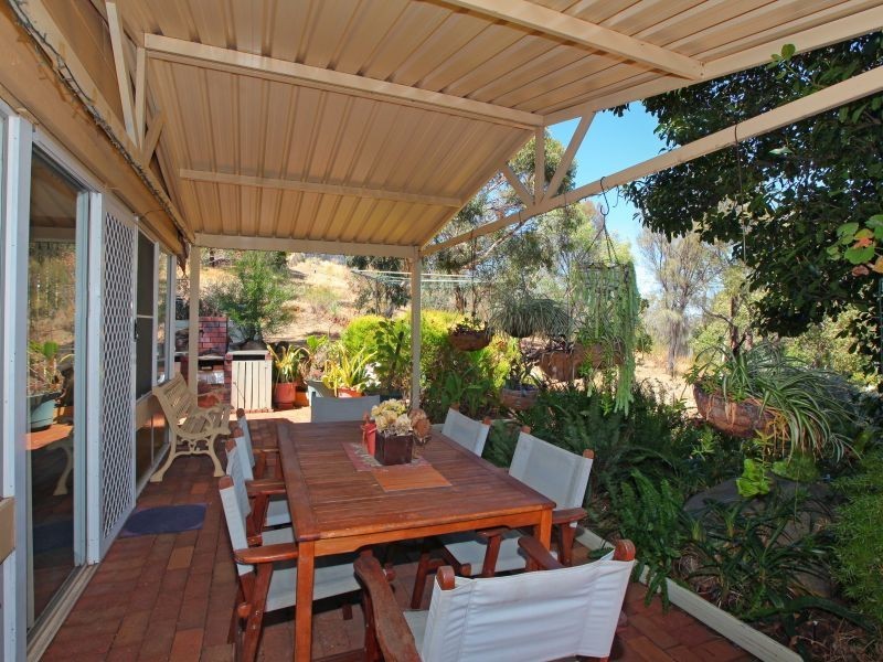 11 Milleara Road, Martin WA 6110