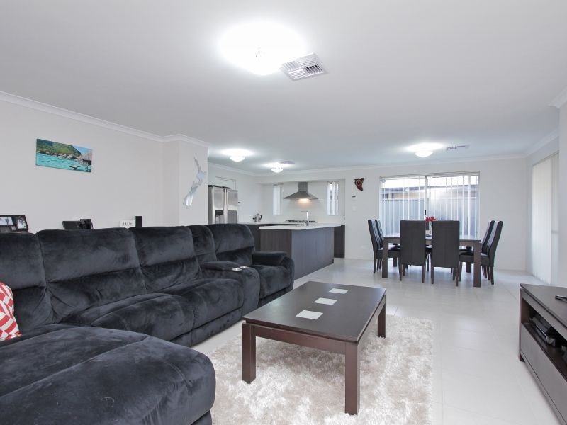 10 Houdan Street, Southern River WA 6110