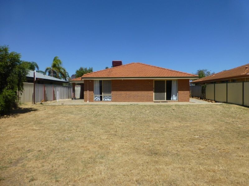 32 Kirin Way, Maddington WA 6109