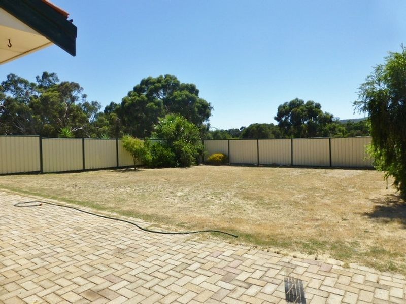 32 Kirin Way, Maddington WA 6109