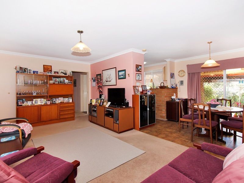 10 Claygate Road, Hamilton Hill WA 6163