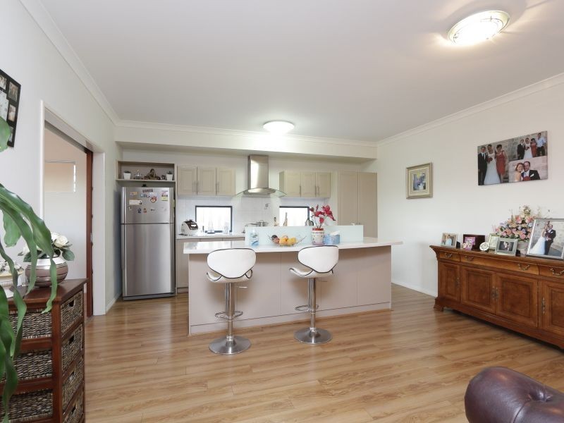 5 Warbler Pass, Harrisdale WA 6112