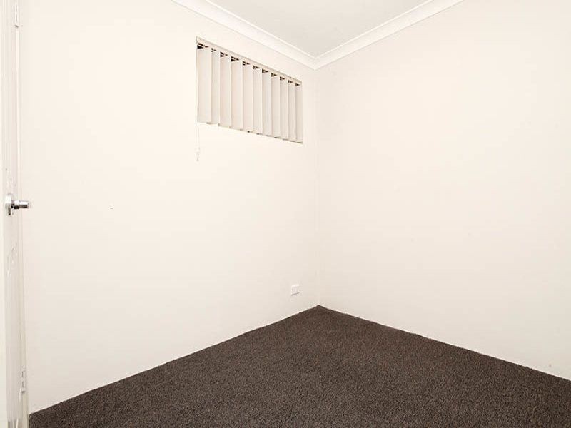 3/2 Towton Way, Langford WA 6147