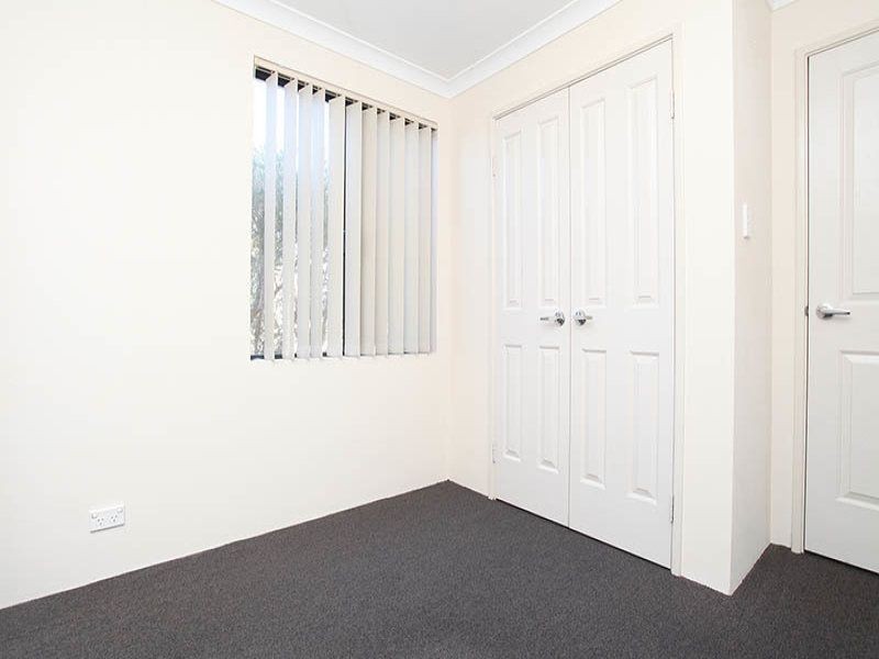 3/2 Towton Way, Langford WA 6147