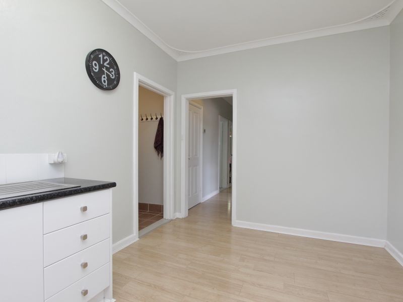 3B Hunt Street, Thornlie WA 6108