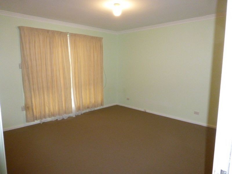 5A Hume Road, Thornlie WA 6108