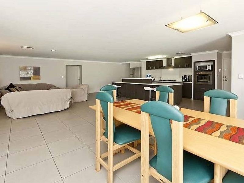 381 Wright Road, Piara Waters WA 6112