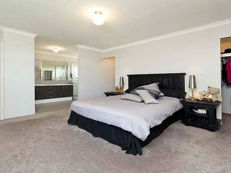 381 Wright Road, Piara Waters WA 6112