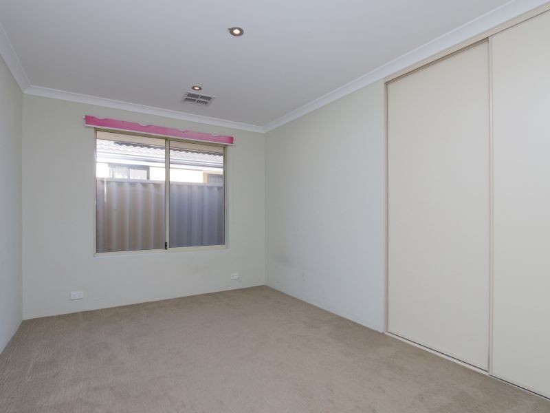 1 Turnstone Link, Harrisdale WA 6112