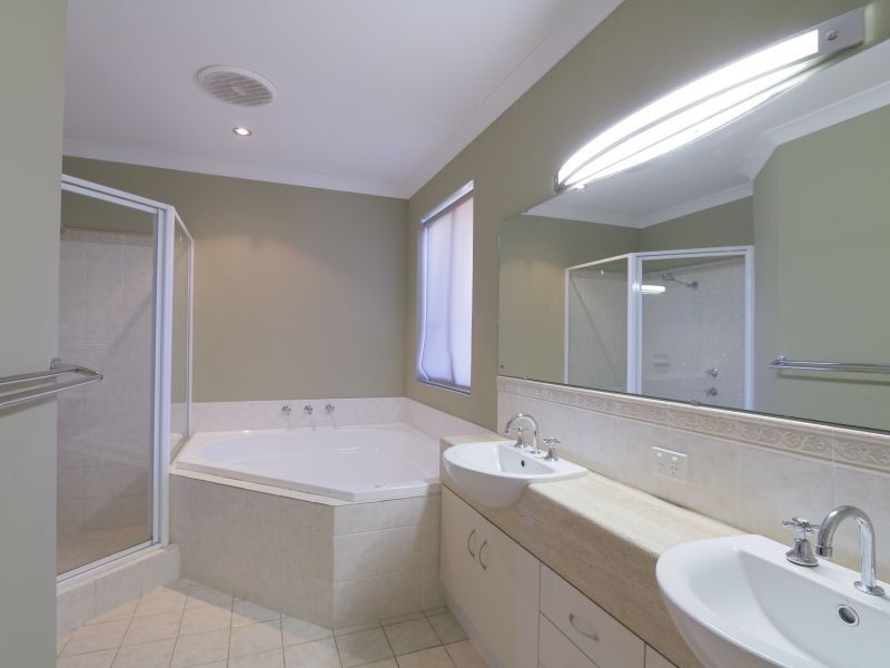 1 Turnstone Link, Harrisdale WA 6112