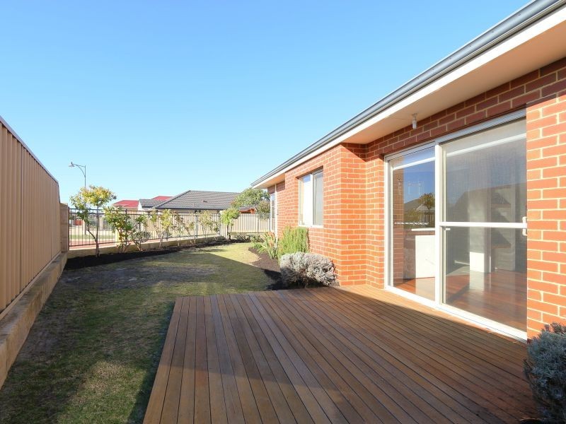 1 Turnstone Link, Harrisdale WA 6112