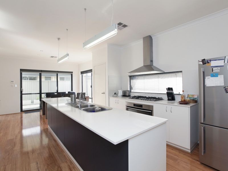 36 Dovedale Street, Harrisdale WA 6112