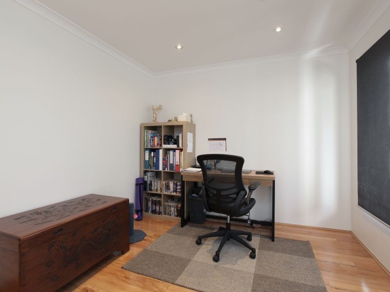 36 Dovedale Street, Harrisdale WA 6112