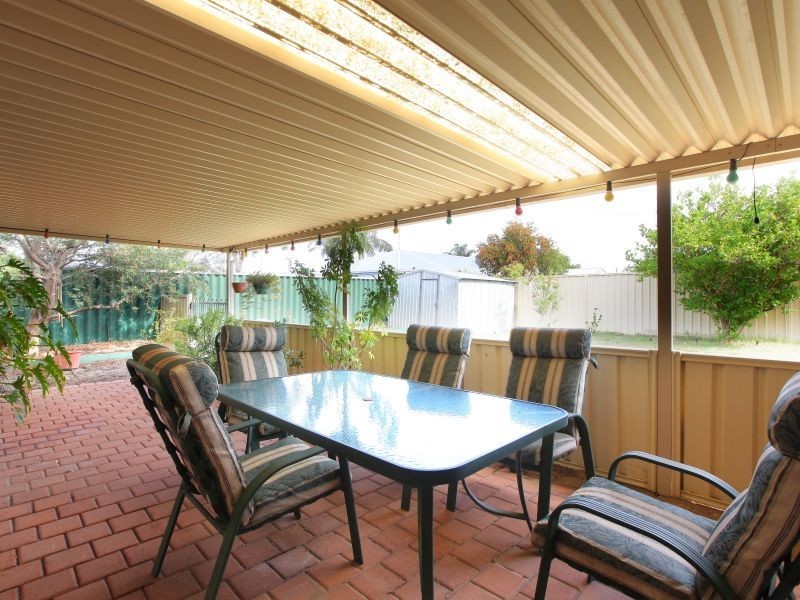 33 Kirin Way, Maddington WA 6109