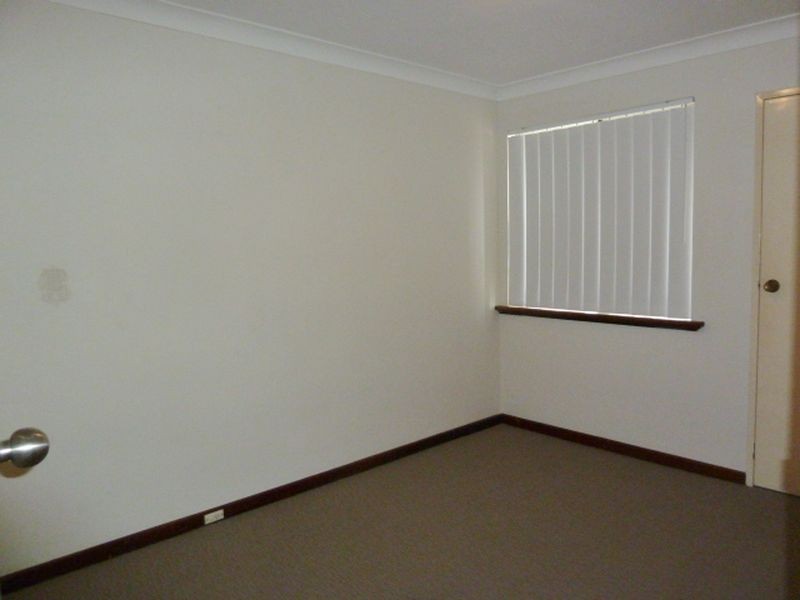 7 Griffith Way, Thornlie WA 6108