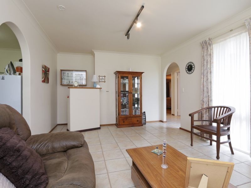 7 Essington Street, Huntingdale WA 6110