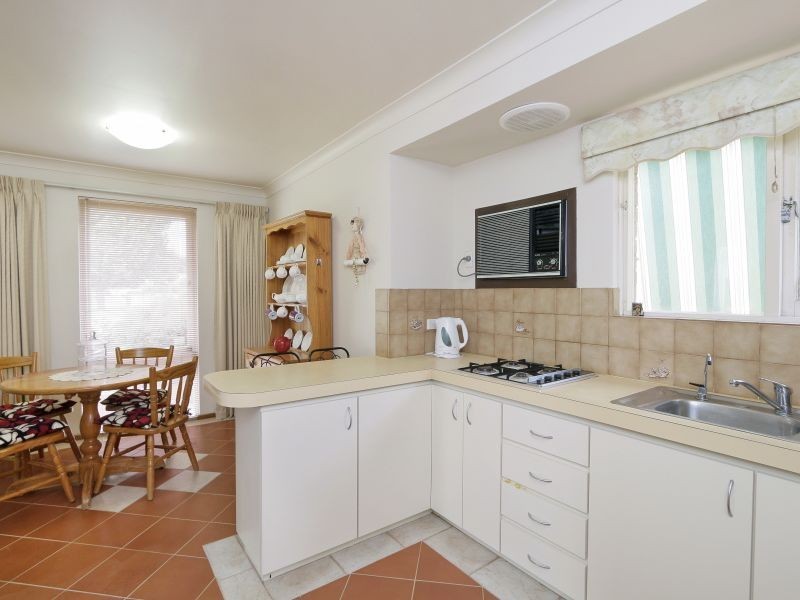 7 Essington Street, Huntingdale WA 6110