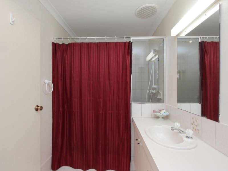 8/16 Heron Place, Maddington WA 6109