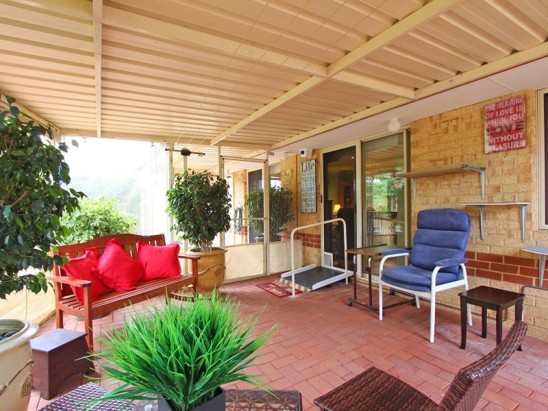 8/16 Heron Place, Maddington WA 6109