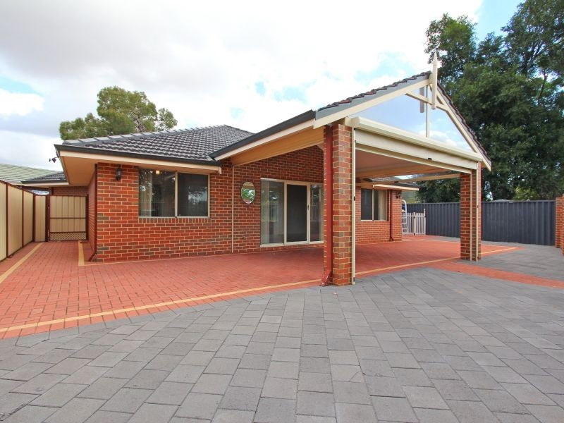 19B Hunt Street, Thornlie WA 6108