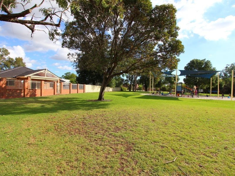 19B Hunt Street, Thornlie WA 6108