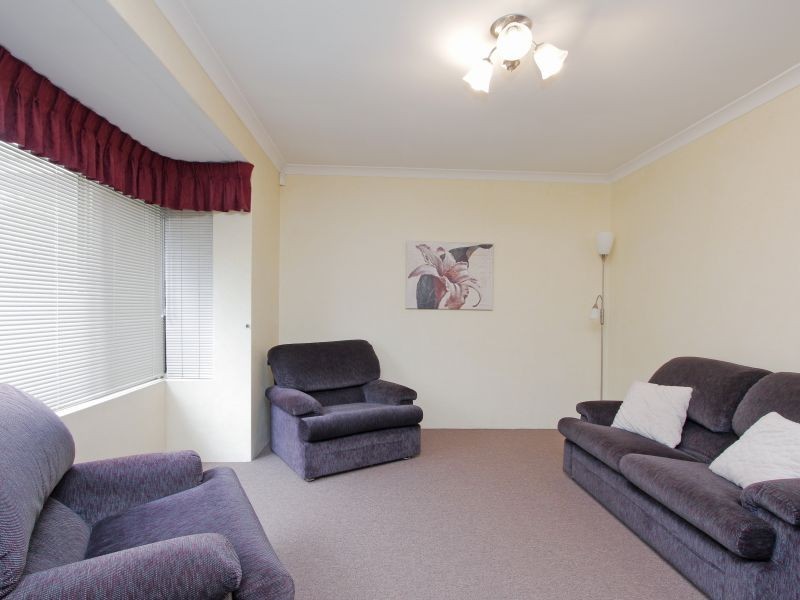 40 McLean Road, Canning Vale WA 6155