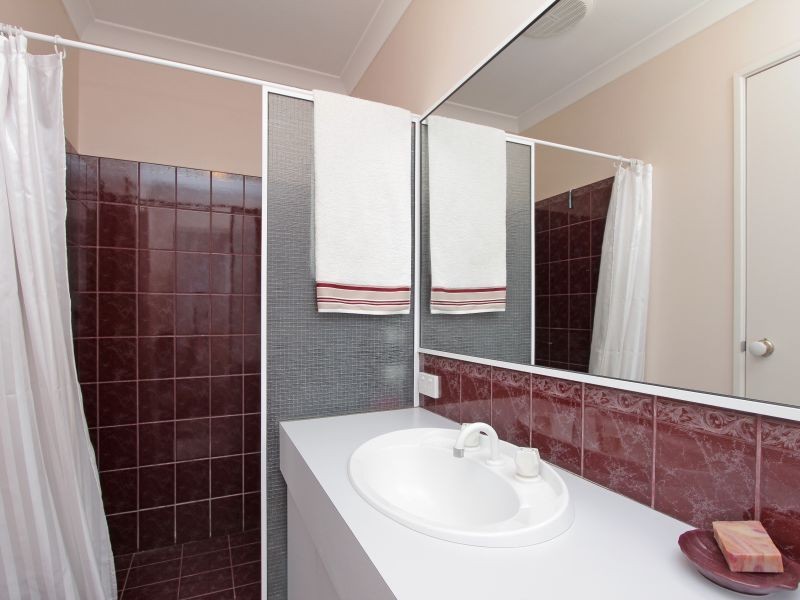 40 McLean Road, Canning Vale WA 6155
