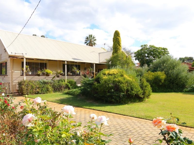 45 Bromley Street, Beckenham WA 6107