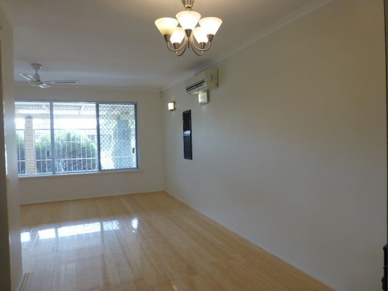 6 Lind Court, Langford WA 6147